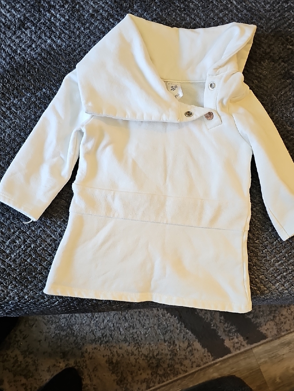 Old Navy Toddler Girl White Crossover Neck Snap Sweatshirt 12-18M